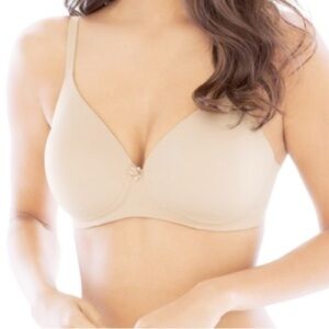 Soma 34B Embraceable Wireless Bra Light Nude